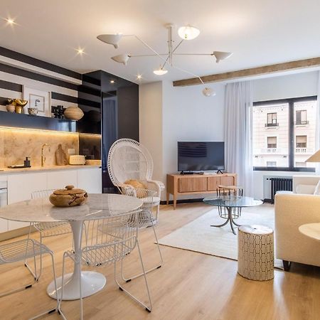 Gran Via Premium II Apartment Madrid Exterior photo